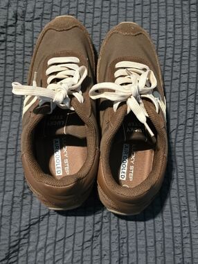 Women's Brown Casual Sneakers - Lucky Step Air-Cooled